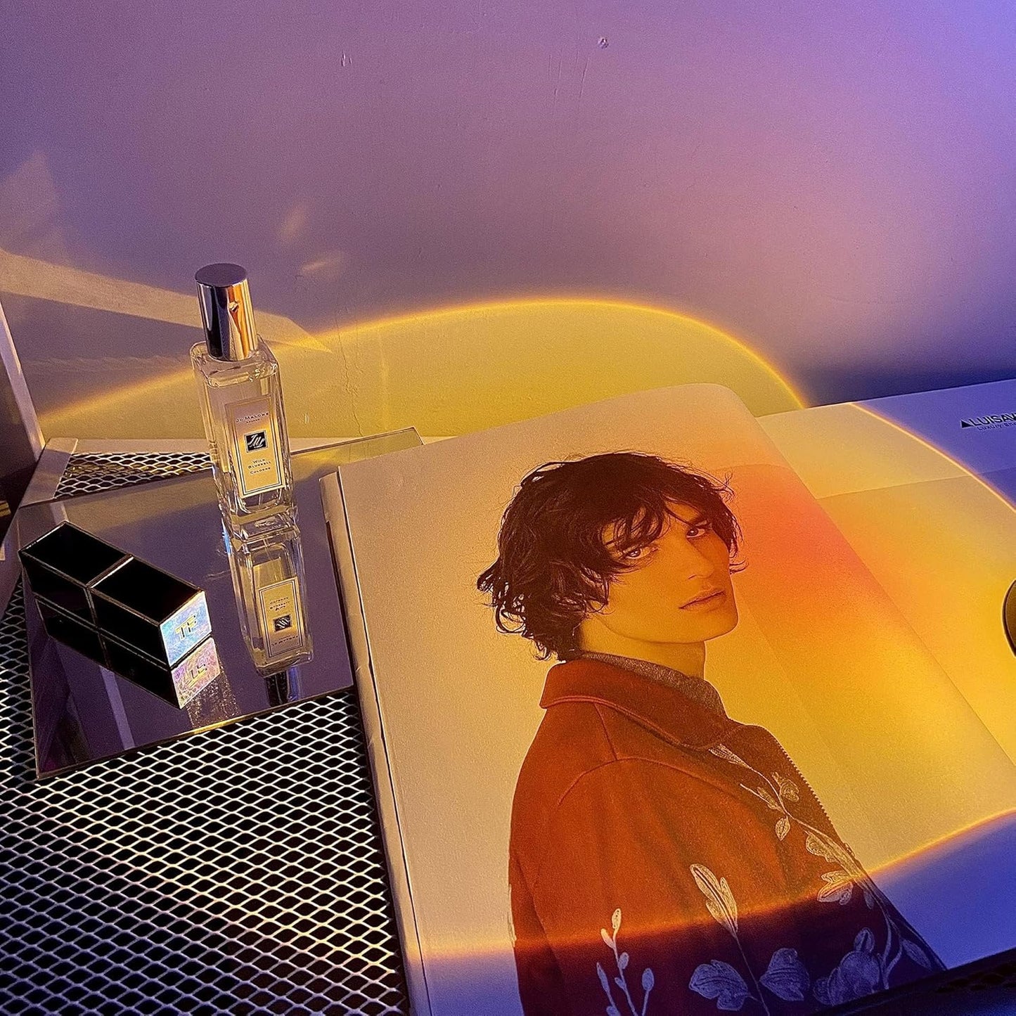 Adjustable Sunset Mood Lamp